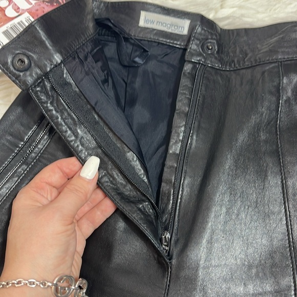 Vintage LEW MAGRAM NY Black Genuine Leather High Waisted Skinny Pants - Picture 12 of 12